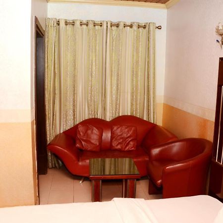 Terrace Green Hotels & Suite 拉各斯 外观 照片