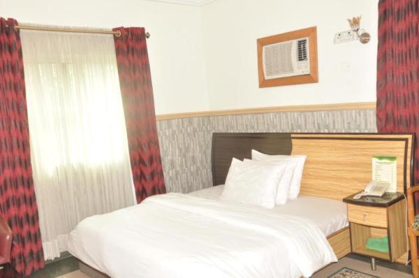 Terrace Green Hotels & Suite 拉各斯 外观 照片