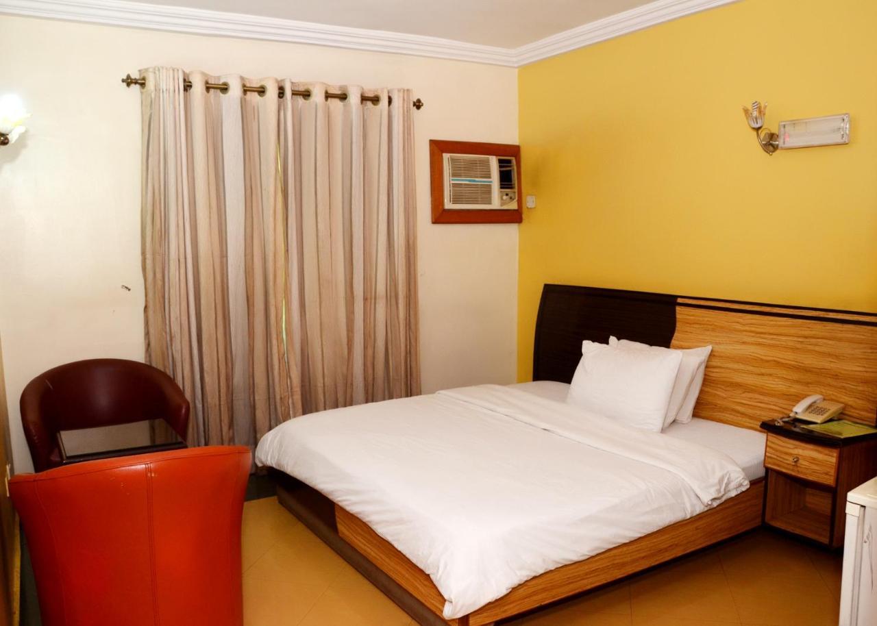 Terrace Green Hotels & Suite 拉各斯 外观 照片