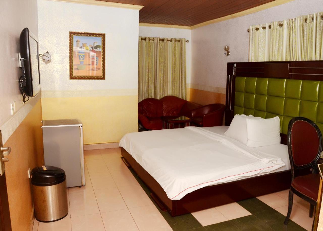 Terrace Green Hotels & Suite 拉各斯 外观 照片